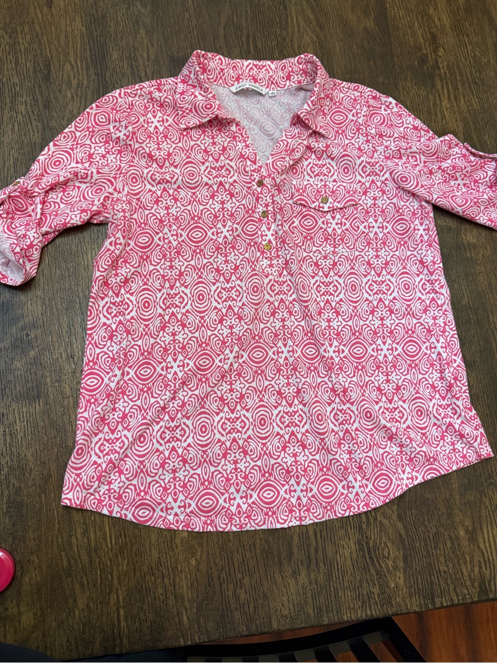 Women’s Pink Patterned Button-Front Blouse